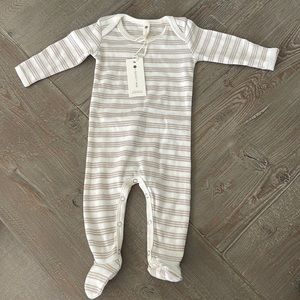 Quincy Mae Striped pajamas size 0-3